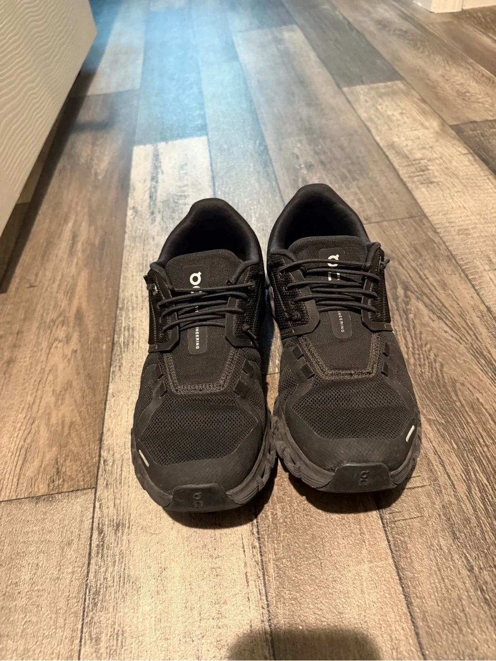 On Running Women’s Black Sneakers